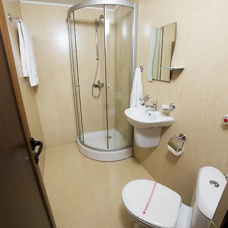 Hotel Kris 3*